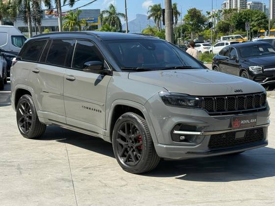 JEEP COMMANDER 2.0 HURRICANE 4 TURBO GASOLINA BLACKHAWK AT9